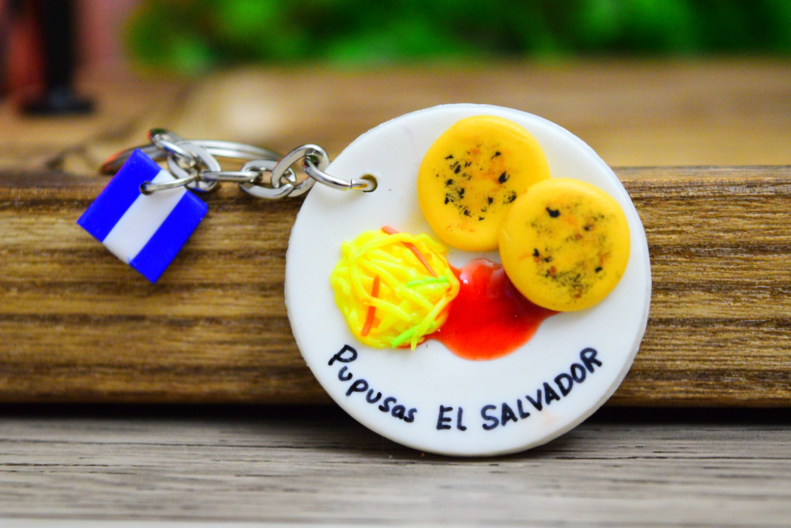 Llaveros de Pupusas Salvadoreñas