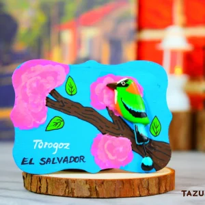 Magneto de Torogoz Hecho a Mano – Souvenir Artesanal de El Salvador – Diseño en Madera y Porcelana Fría, Duradero y Colorido
